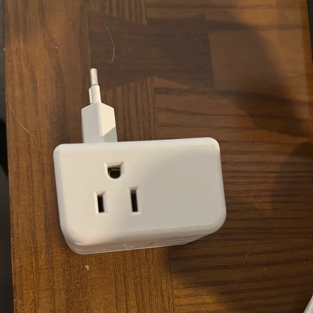 White Power Cube with USB Ports